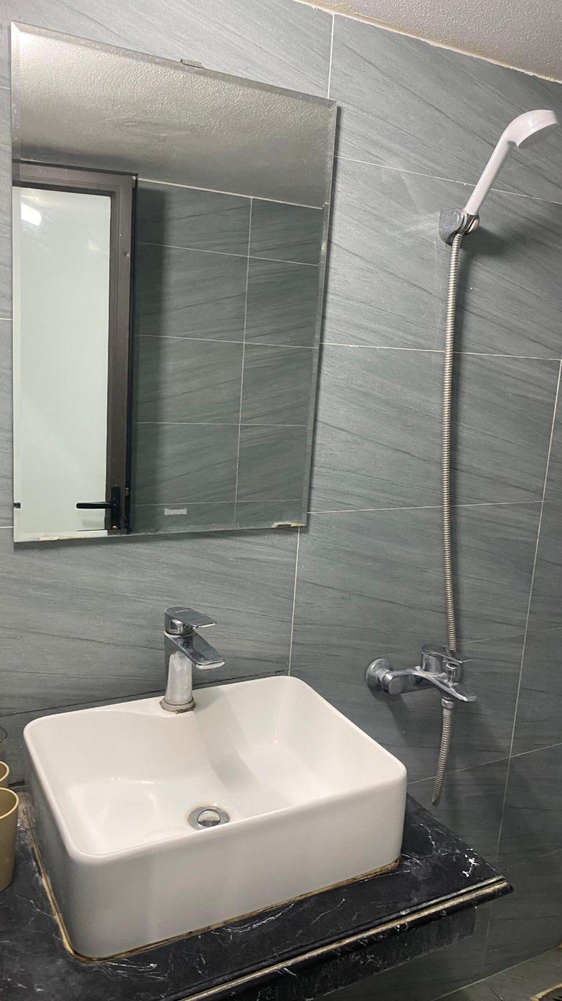 Era Apartment Tran Thai Tong Hanoi Exteriör bild